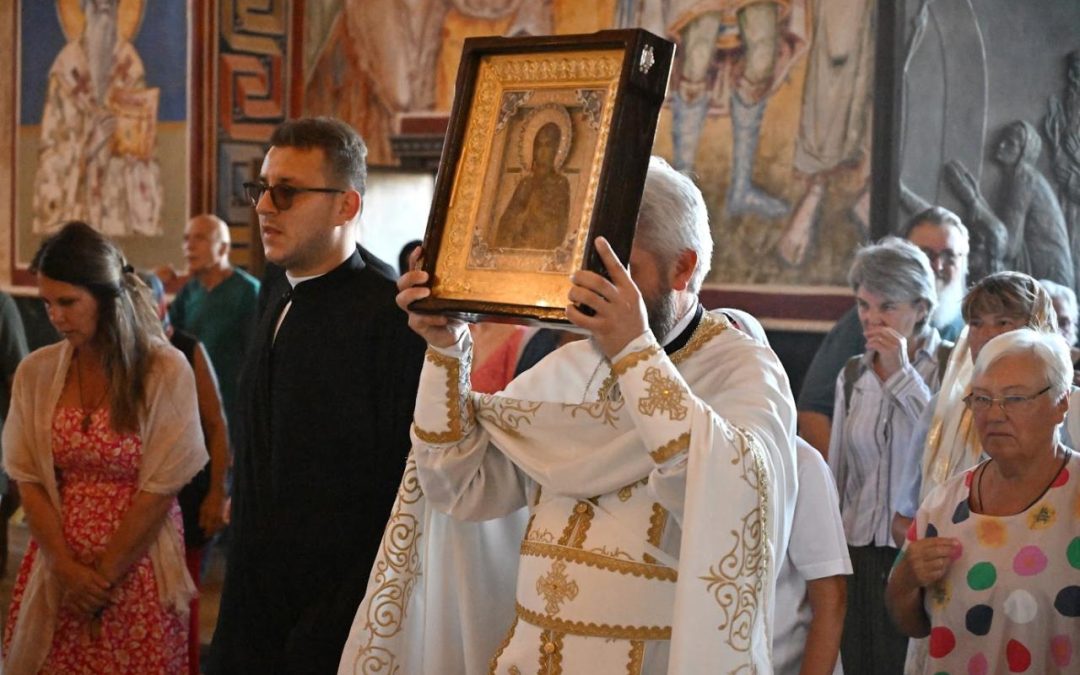 Read more about the article Отац Слободан Зековић: Мајка Божија да омекша срца наша