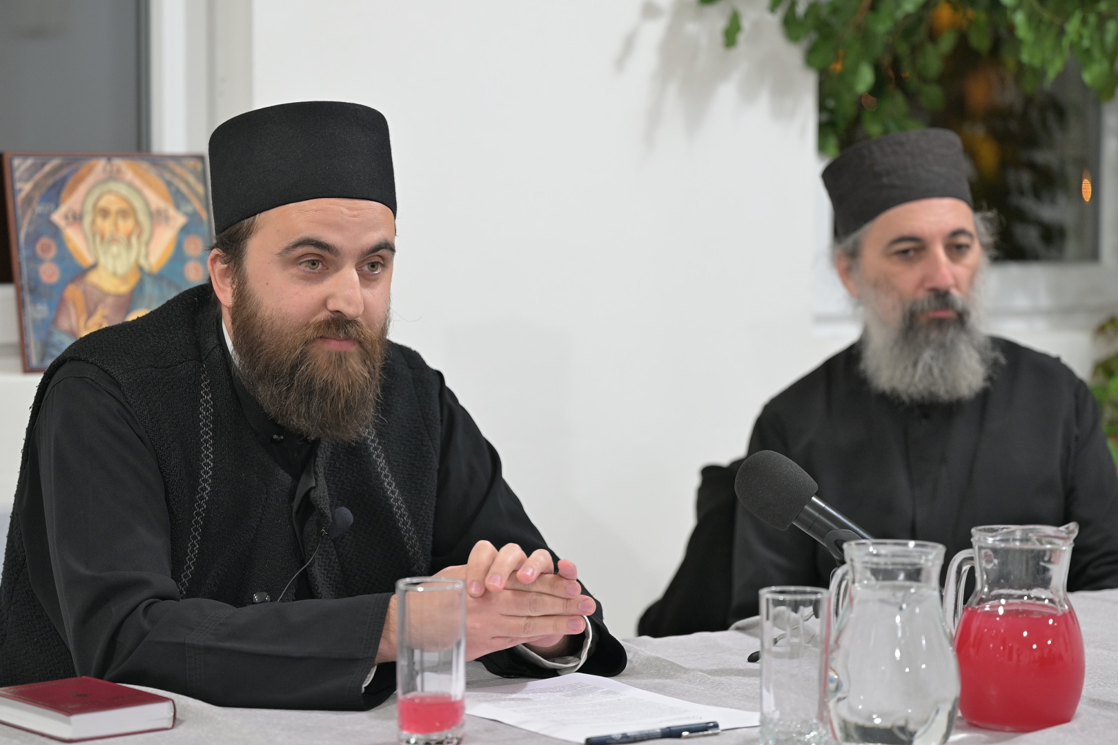 You are currently viewing Отац Александар Лекић – ТРПЕЗА ГОСПОДЊА