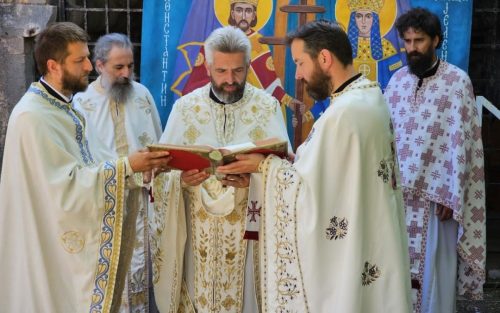 Read more about the article Дани Светог Јована Владимира: Служена Литургија на Ратцу