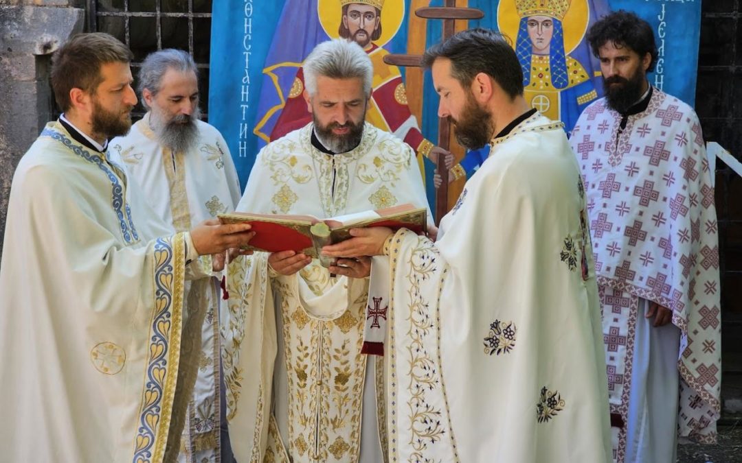 You are currently viewing Дани Светог Јована Владимира: Служена Литургија на Ратцу