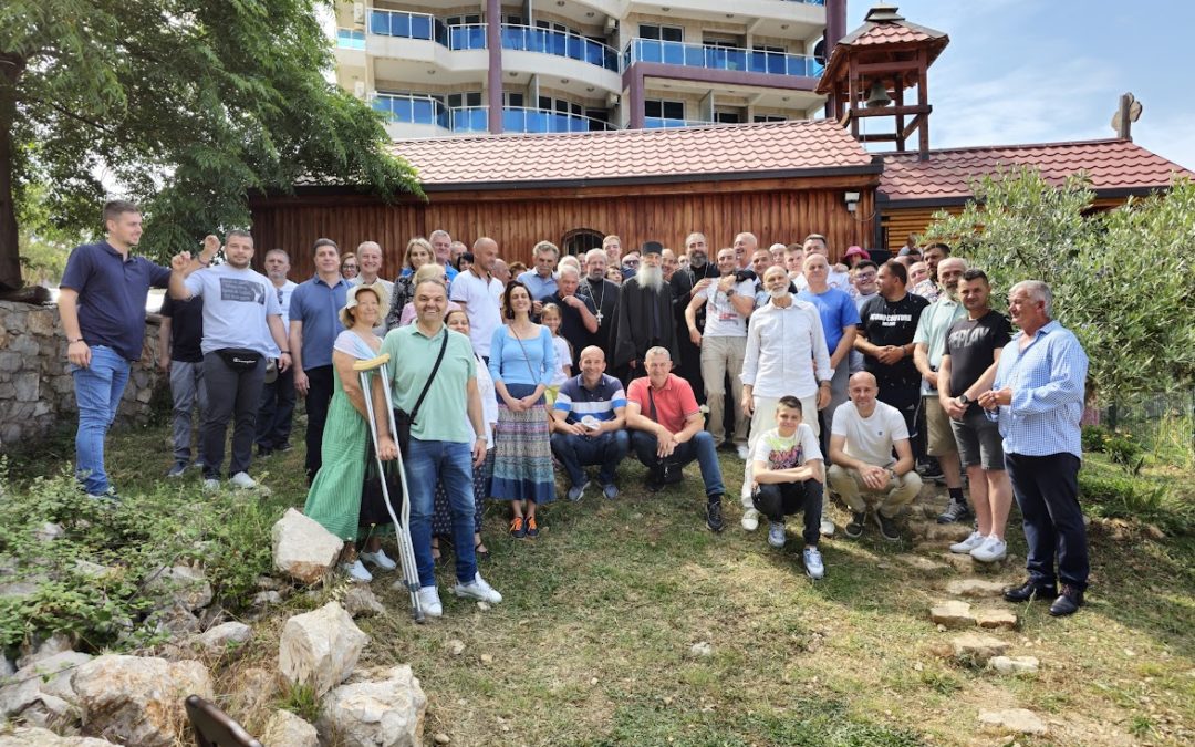 You are currently viewing Црква Свих светих на Великом пијеску прославила храмовну славу