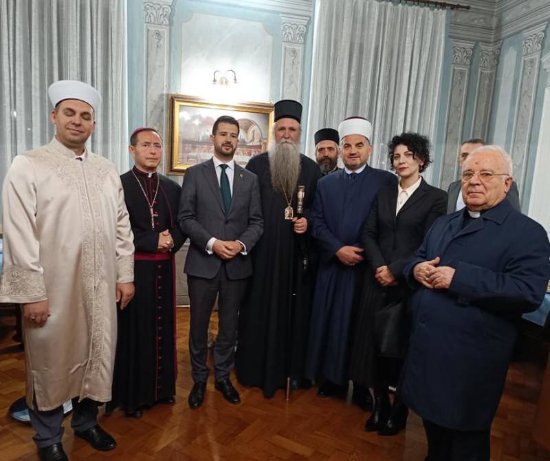 You are currently viewing Митрополит Јоаникије на Божићном пријему у Барској надбискупији