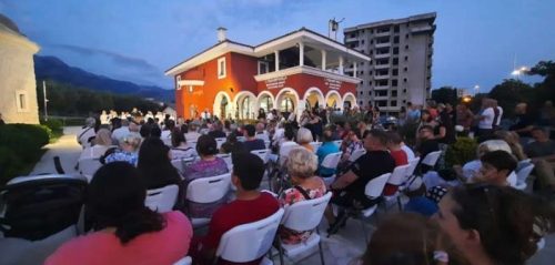 Read more about the article Видовданско вече у Бару