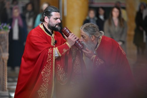 Read more about the article Литургија на Лазареву суботу у Храму Светог Јована Владимира