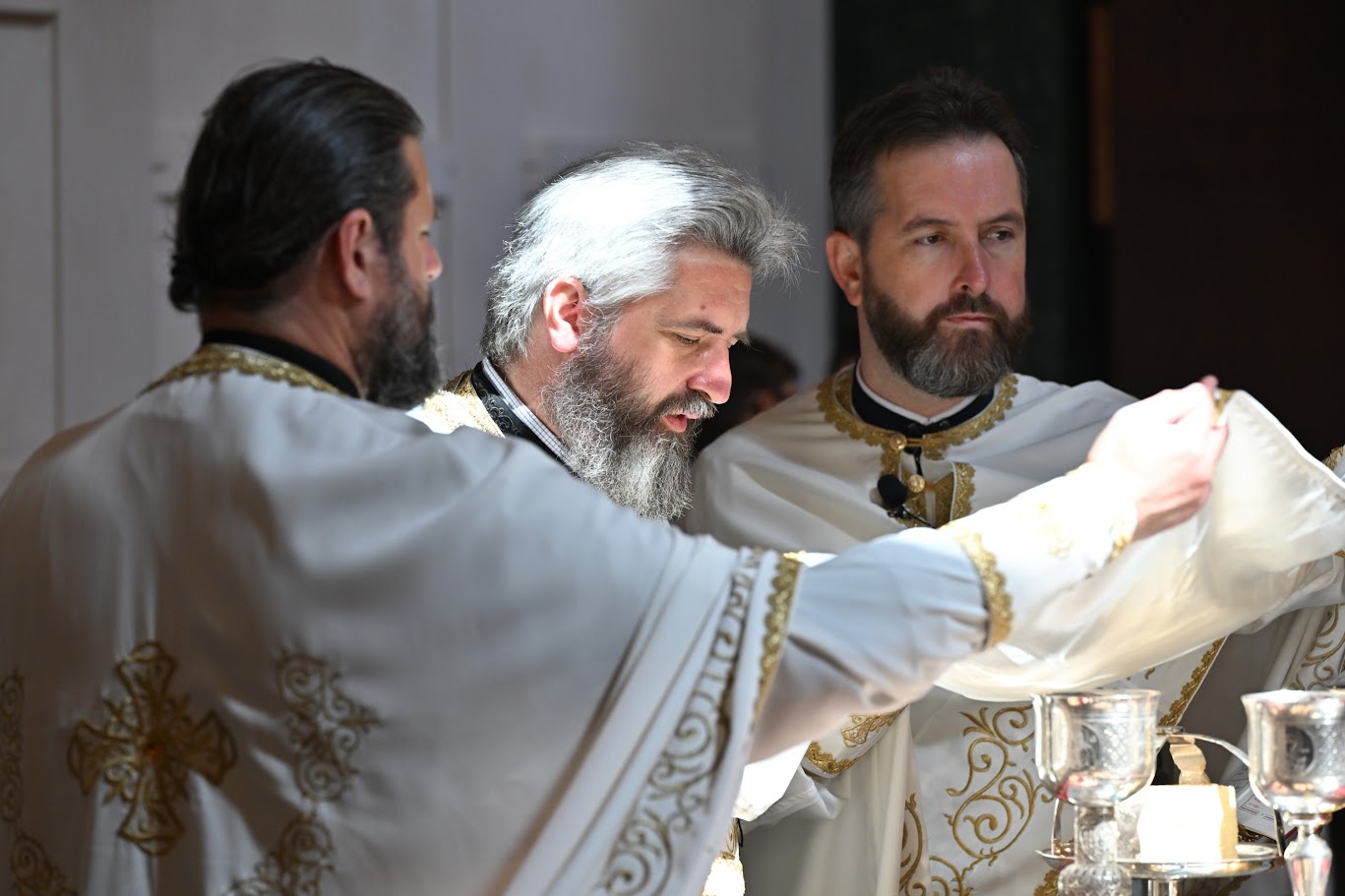 You are currently viewing О. Слободан Зековић: „Поред свих других слабости и болести, од којих ми патимо, Господ је дошао да нас излијечи и од себичности и саможивости.“