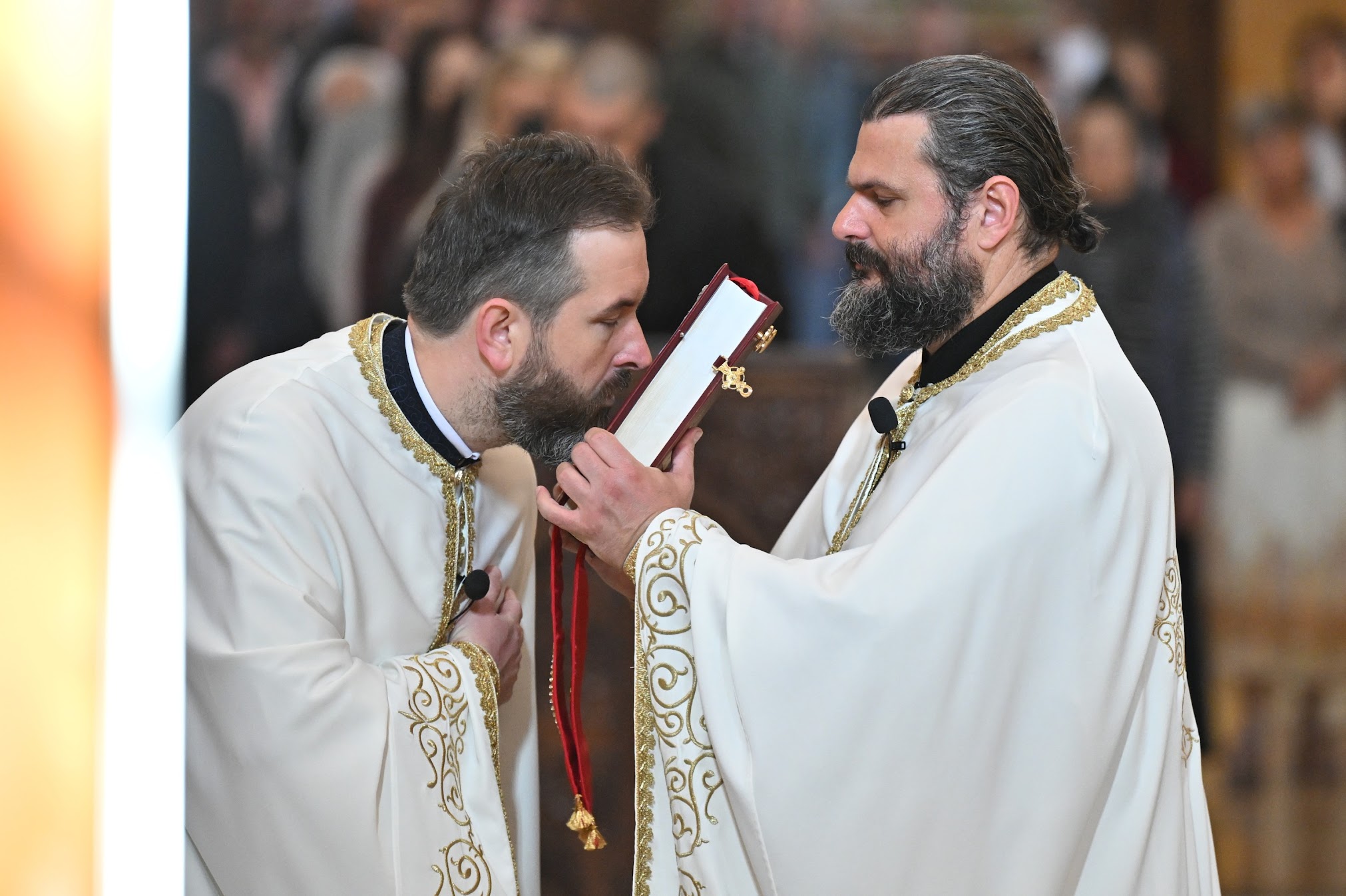 You are currently viewing Отац Младен Томовић: „Своје срце, своју душу, свој ум, морамо окренути Господу као што је то урадила и жена Самарјанка.“