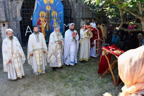 Read more about the article Свети цар Константин и царица Јелена – слава древне светиње на Ратцу код Бара