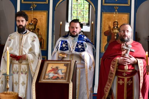 Read more about the article Празник Светог Луке Црмничког прослављен у селу Утрг