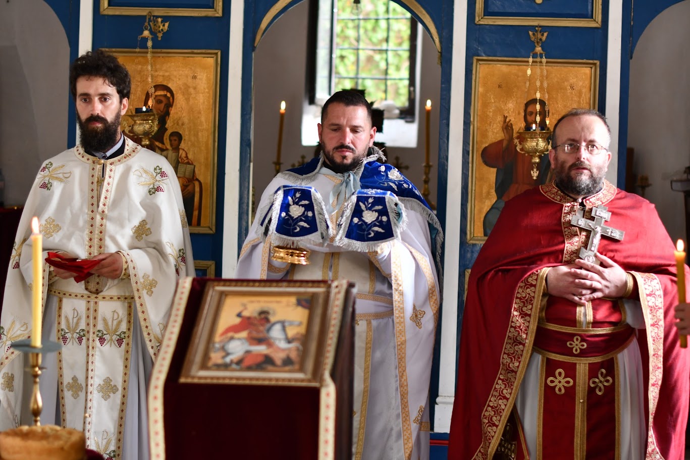 Read more about the article Празник Светог Луке Црмничког прослављен у селу Утрг