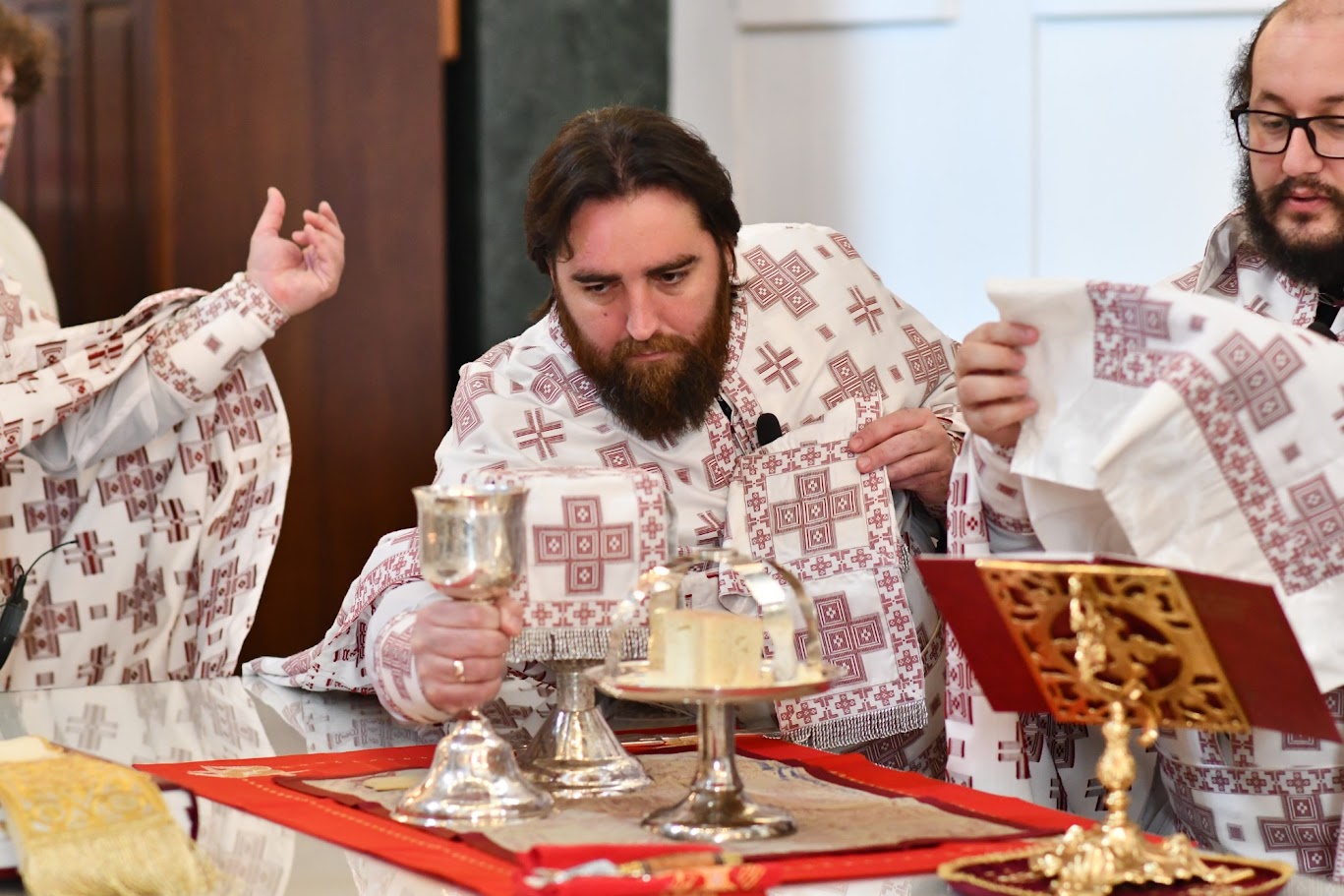 Read more about the article Прослављена 18. недеља по Духовима – Св. Отаца VII вас. сабора