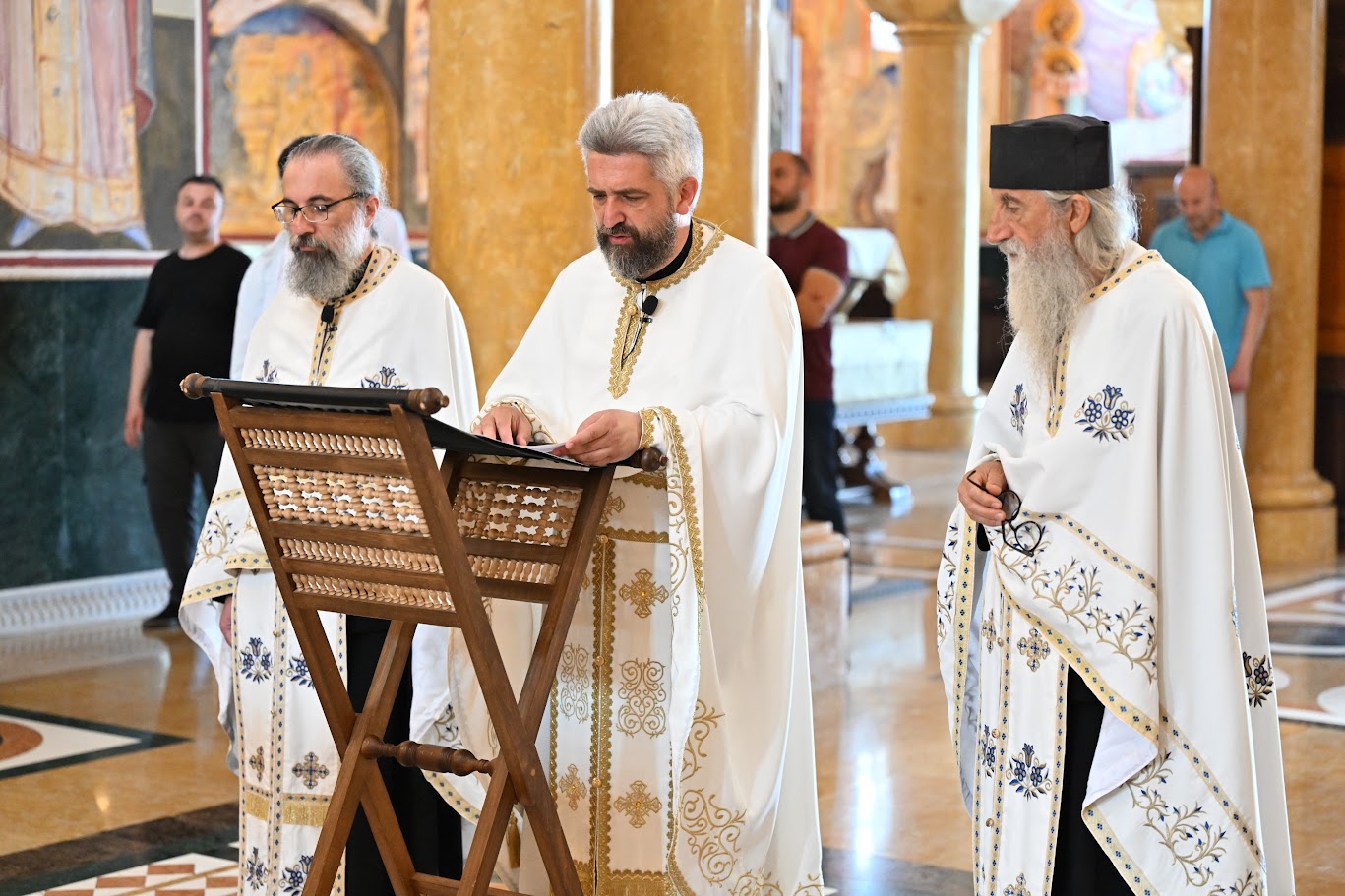 You are currently viewing Отац Слободан Зековић: „Свети Лука Кримски изузетна личност, човјек велике вјере, великог трпљења, велике љубави према Богу и према ближњима својим“