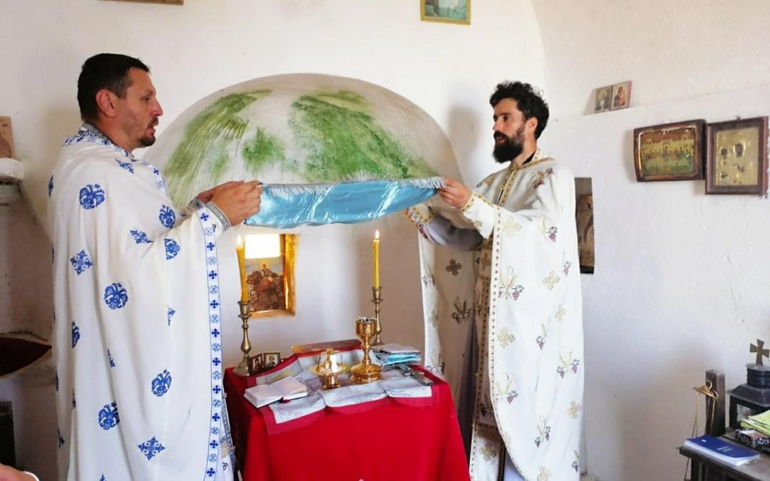 You are currently viewing Света литургија на Илином брду у Црмници