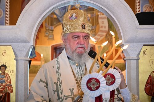 Read more about the article Владика Кирило: „Свети пророк Илија нас и данас подсјећа на то да никада не требамо да се клањамо идолима овога свијета, него да једино одајемо обожавање истинитоме Богу“