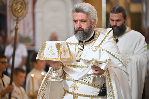 Read more about the article Прота Слободан Зековић: „Пресвета Дјева Богородица је најљепши и најбољи примјер слушања, држања и живљења по ријечи Божијој“