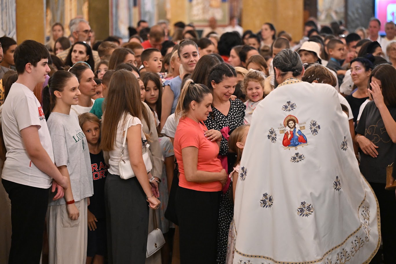 You are currently viewing У барском саборном храму служен молебан за благословен почетак нове школске године