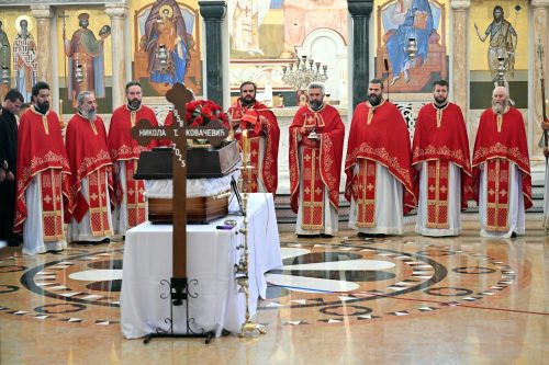 Read more about the article Отац Остоја Кнежевић: Љубав према Богу, према ближњима, доброта, кротост и жртвеност је оно што човјека ставља пред Богом и чини га боголиким. Никола Ковачевић је био човјек украшен тим врлинама.“