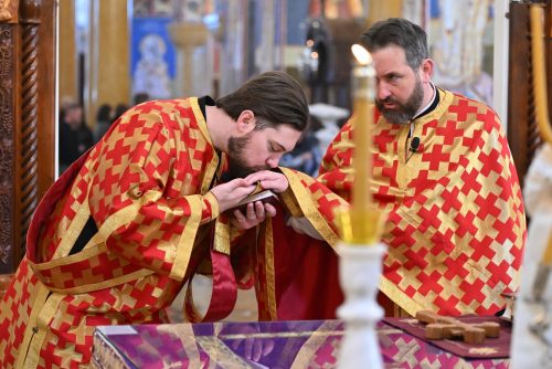 Read more about the article Протојереј Младен Томовић: „Опростимо једни другима, да би измирени, помирени, показујући љубав једни према другима имали темељ да кренемо у овај Велики и Часни пост“